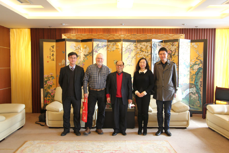 江苏——安大略省(加拿大)大学生交换项目协调人David Wood博士来访我校